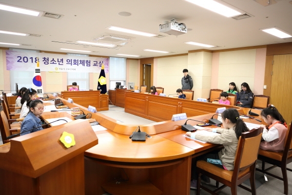 '개봉초 3-9 청소년의회체험교실' 게시글의 사진(5) '크기변환_U02A7029.JPG'