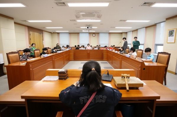 '개웅초 3-3 청소년의회체험교실' 게시글의 사진(5) '크기변환_U02A4826.JPG'