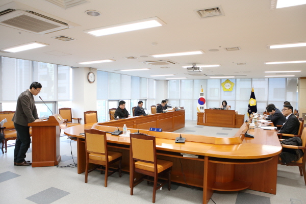 '운영위원회회의' 게시글의 사진(9) '크기변환_최숙자,정대근,박칠성,박종현,이호대,박평길,김희서 (2).JPG'