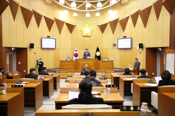 '제271회 구로구의회 임시회 제1차 본회의' 게시글의 사진(9) '크기변환_전체 (3).JPG'