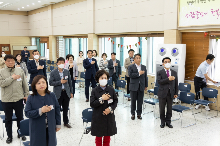 '2023년 명예사회복지공무원 위촉식 및 교육' 게시글의 사진(2) '크기변환_곽노혁,노경숙,김용권,양명희,방은경,김철수_국,전미숙.JPG'