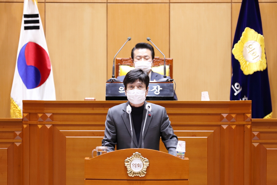 '제305회 구로구의회 정례회 제4차 본회의 구정질문(시책분야)' 게시글의 사진(5) '박평길 (1).JPG'