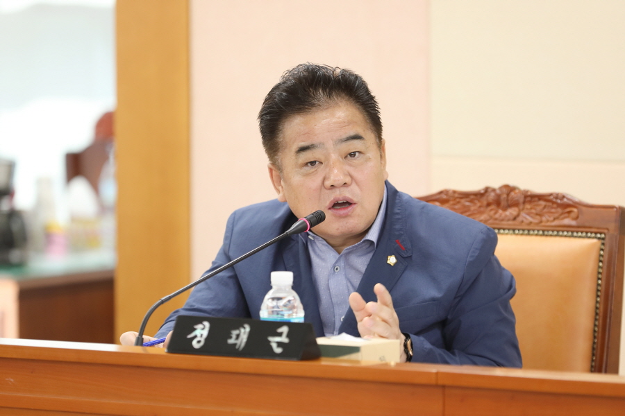 '제282회 구로구의회 임시회 폐회중 운영위원회 회의' 게시글의 사진(4) '정대근 (3).JPG'