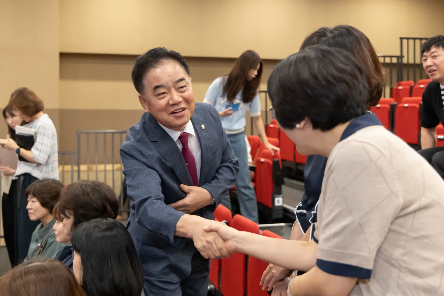 '구로구시설관리공단 창립22주년 기념식' 게시글의 사진(4) '[크기변환]정대근 (5).JPG'