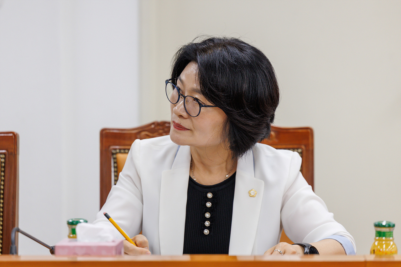 '제10대 구로구의회 행정사무감사 교육' 게시글의 사진(12) '12.jpg'