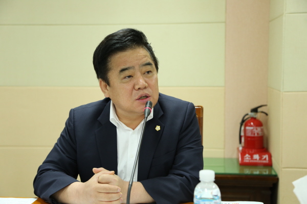 '2015년도 행정사무감사 강평 및 총평' 게시글의 사진(8) '7.JPG'