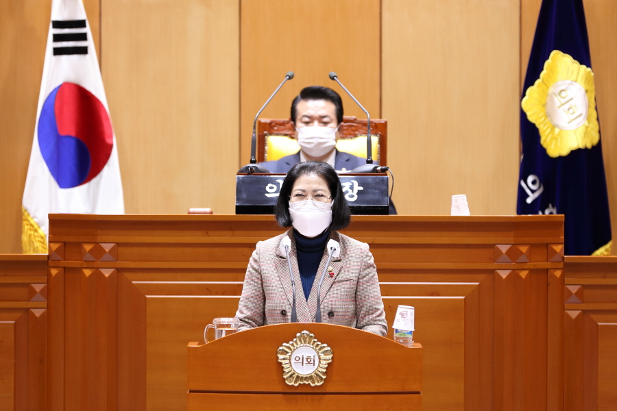 '제305회 구로구의회 정례회 제4차 본회의 구정질문(시책분야)' 게시글의 사진(4) '최숙자 (9).JPG'