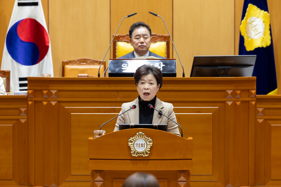 '제333회 구로구의회 임시회 제1차 본회의' 게시글의 사진(8) '[크기변환]노경숙 (2).JPG'