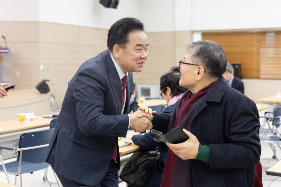 '민주평화통일자문회의 4분기 정기회의' 게시글의 사진(4) '크기변환_정대근 (4).JPG'