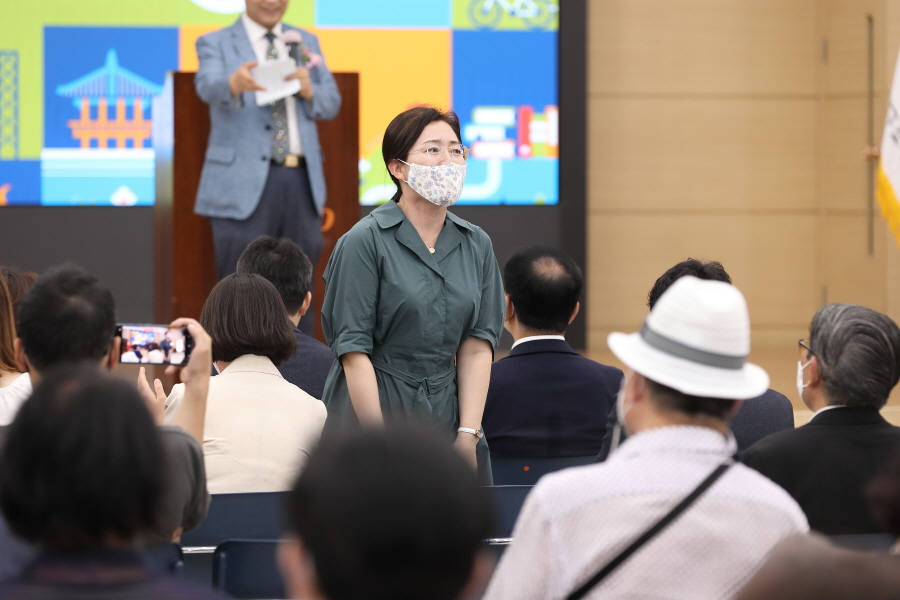 '구로구 소기업소상공인회 이사장 이취임식' 게시글의 사진(14) '크기변환_최태영 (3).JPG'