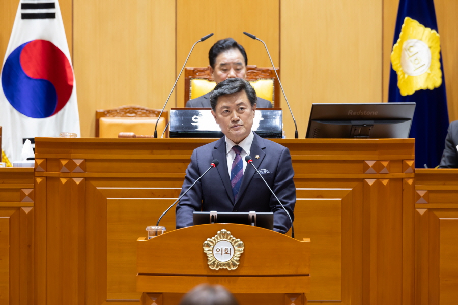 '제332회 구로구의회 정례회 제5차 본회의' 게시글의 사진(9) '크기변환_김철수_국 (4).JPG'