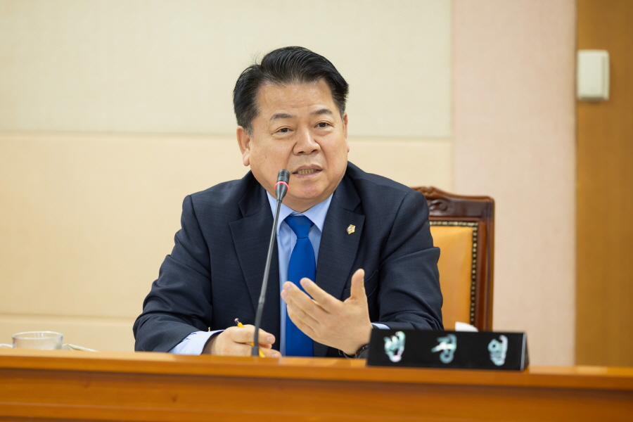 '제333회 구로구의회 임시회 회기중 복지건설위원회 안건심사' 게시글의 사진(11) '[크기변환]변정열 (4).JPG'
