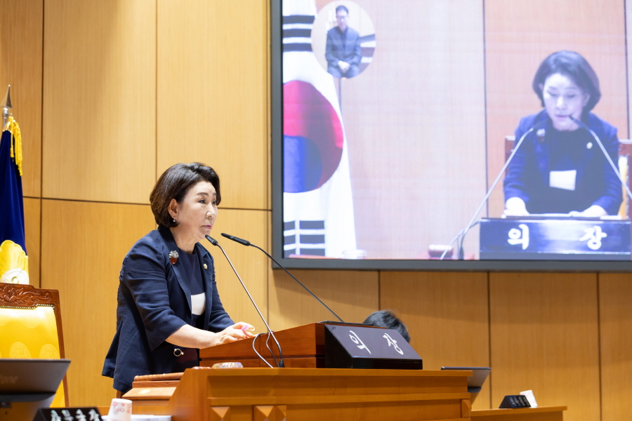 '제318회 구로구의회 정례회 제2차 본회의' 게시글의 사진(5) '크기변환_곽윤희 (2).JPG'