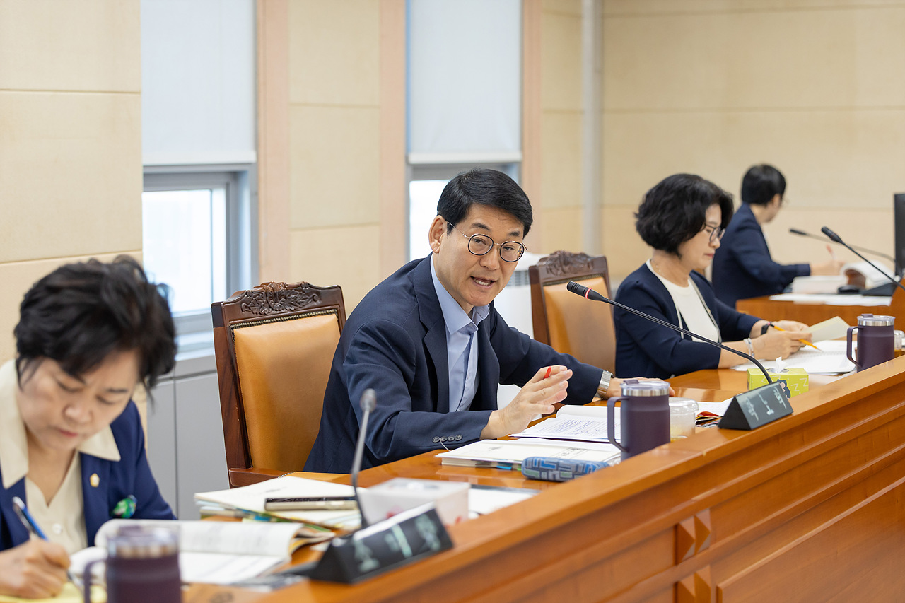 제349회 구로구의회 정례회 회기중 복지건설위원회 결산승인 및 예비비 지출 예비심사