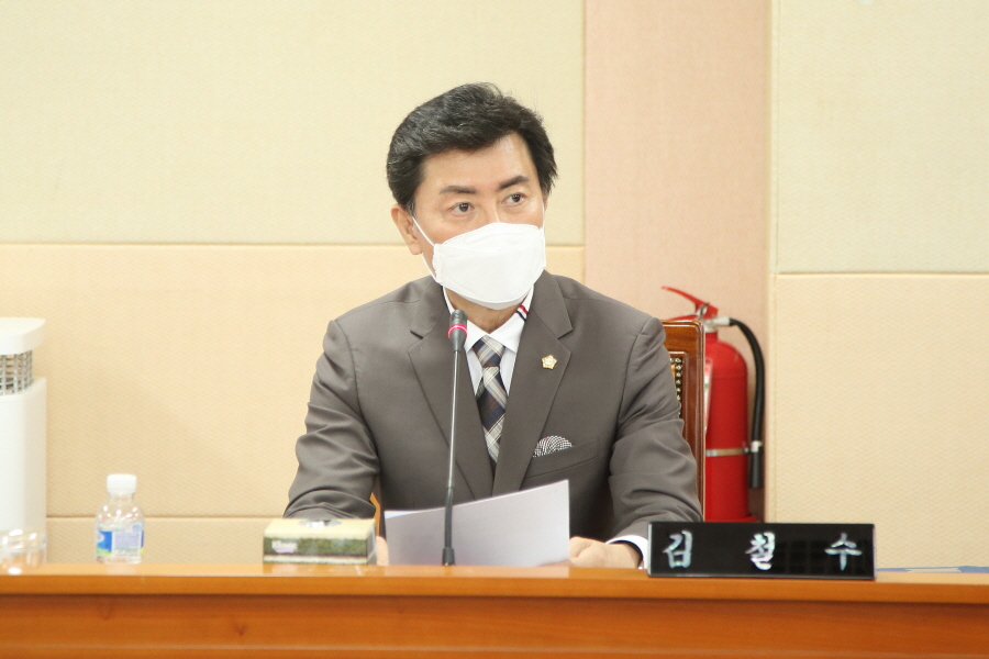 '2022년 행정사무감사 강평 및 총평' 게시글의 사진(12) '크기변환_김철수_국 (2).JPG'