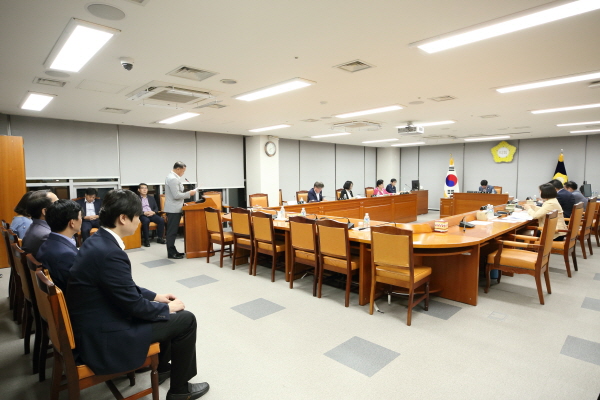 '2017회계연도 제3회 일반회계 및 특별회계 세입.세출 추가경정 예산안 종합심사' 게시글의 사진(8) '크기변환_박평길,정동순,최숙자,이호대,정대근,박동웅,박종여 (2).JPG'