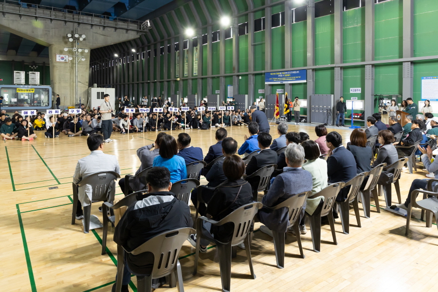 '제35회 구로구청장배 배드민턴대회' 게시글의 사진(3) '[크기변환]030A7819.JPG'