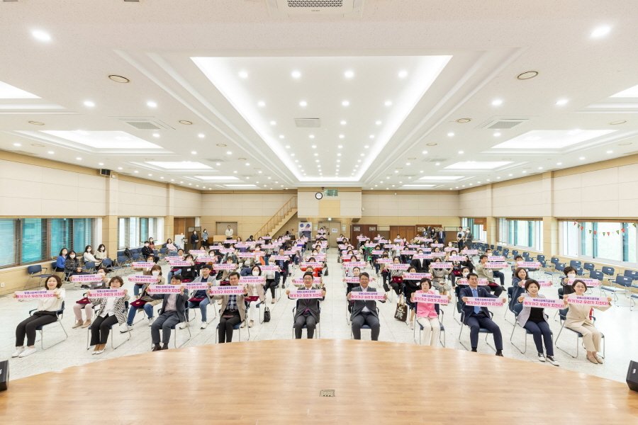 '2023년 명예사회복지공무원 위촉식 및 교육' 게시글의 사진(1) '크기변환_이명숙,곽노혁,노경숙,김용권,양명희,방은경,김철수_국,전미숙.JPG'