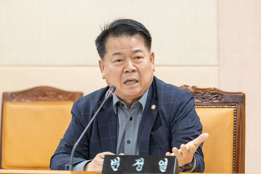 '제331회 구로구의회 임시회 회기중 복지건설위원회 2025년 주요업무계획 보고' 게시글의 사진(5) '05.jpg'