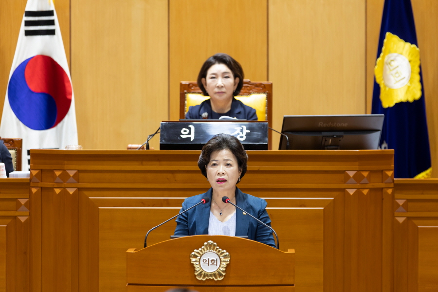 '제318회 구로구의회 정례회 제2차 본회의' 게시글의 사진(7) '크기변환_노경숙 (9).JPG'